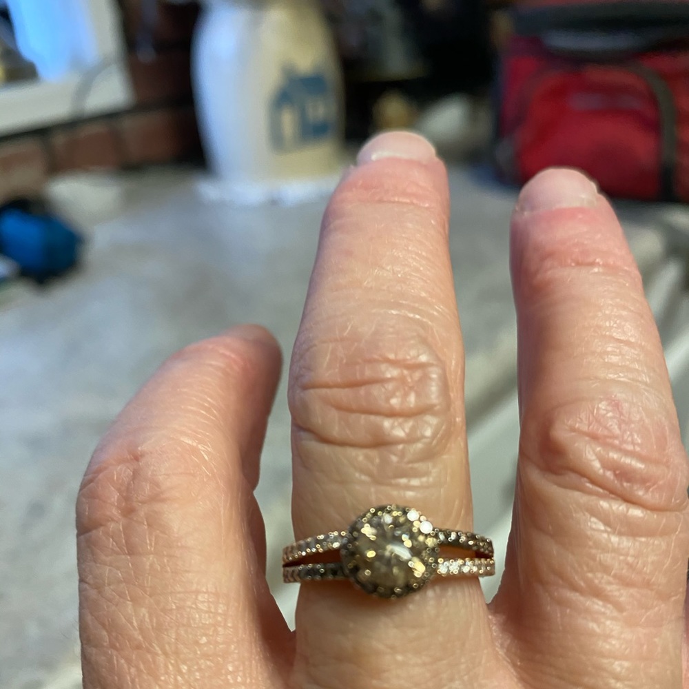 LeVian rose gold chocolate diamond ring, size 5. - Picture 1 of 3